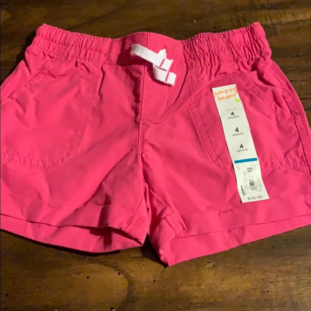 Bundle of 4T shorts - Picture 4 of 6